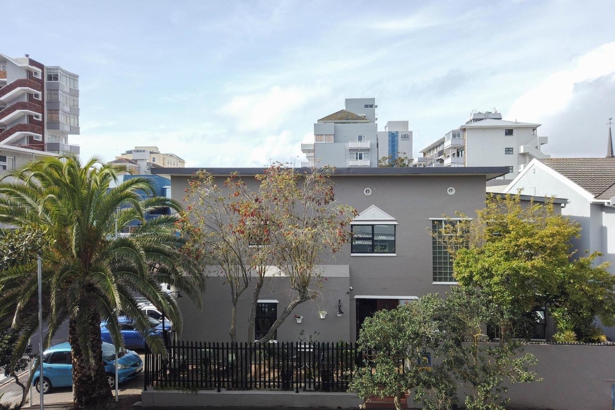 Spring Tide Inn By Ctha Cape Town Exterior foto