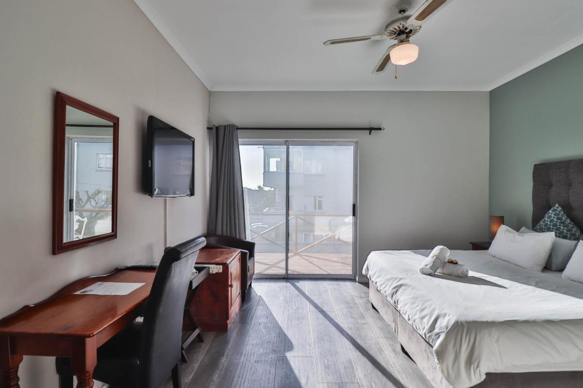 Spring Tide Inn By Ctha Cape Town Exterior foto