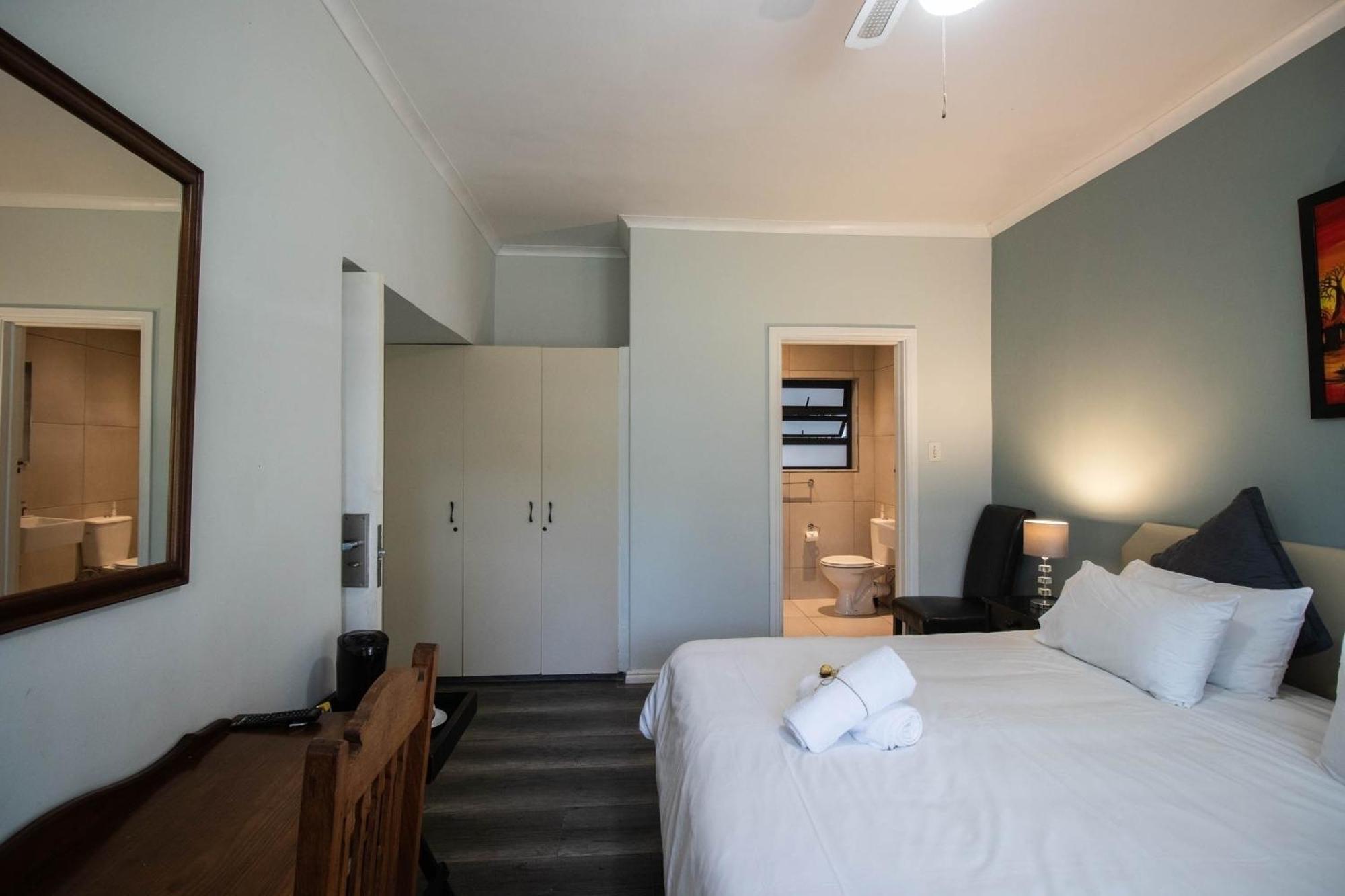 Spring Tide Inn By Ctha Cape Town Exterior foto