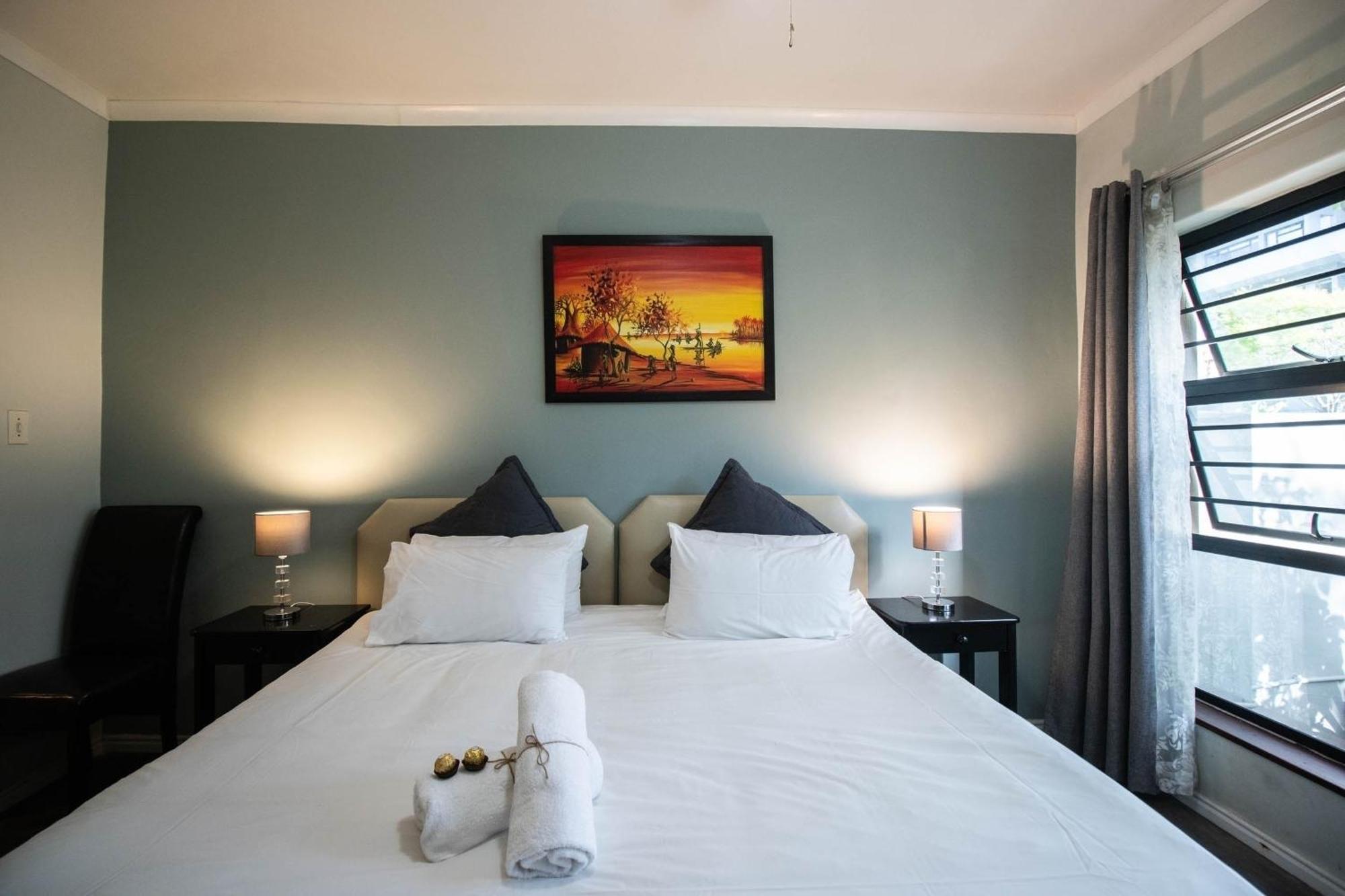 Spring Tide Inn By Ctha Cape Town Exterior foto