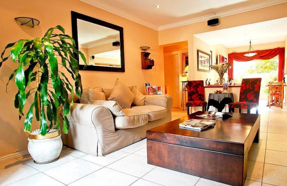 Spring Tide Inn By Ctha Cape Town Exterior foto