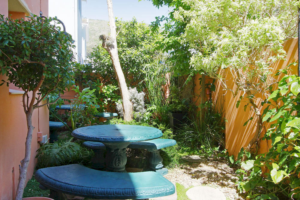 Spring Tide Inn By Ctha Cape Town Exterior foto