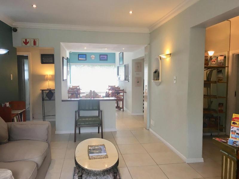 Spring Tide Inn By Ctha Cape Town Exterior foto
